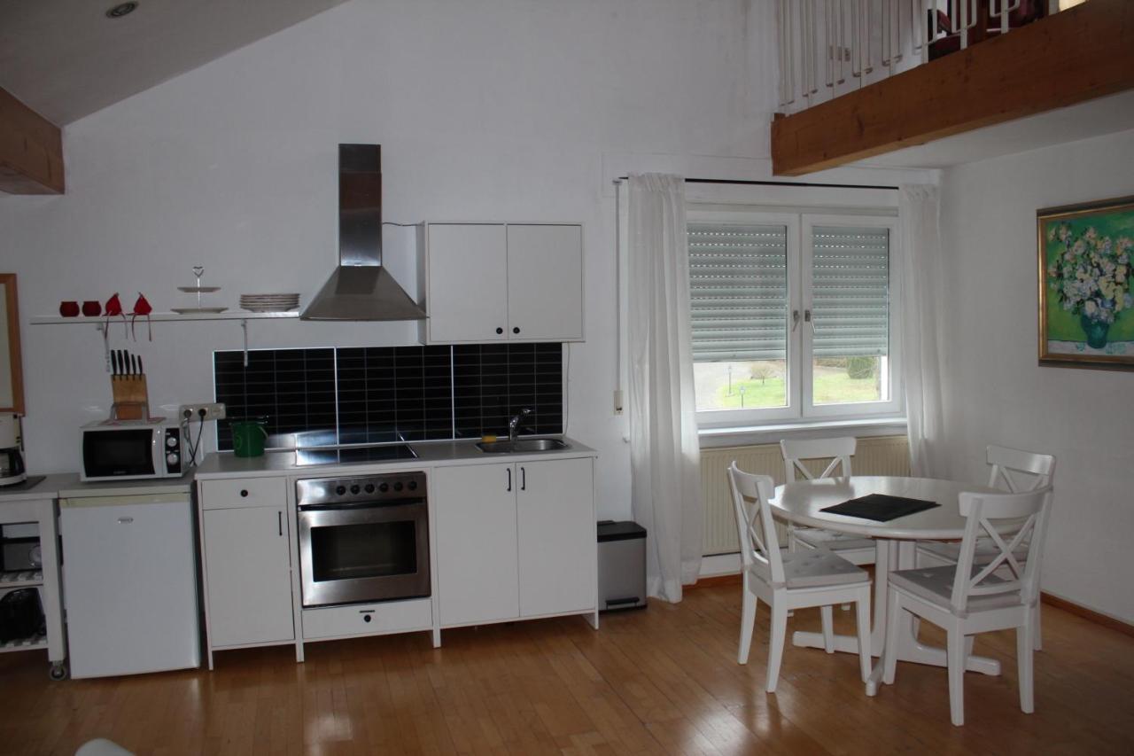 Ferienwohnung Nett บลังเคินไฮม์ ภายนอก รูปภาพ